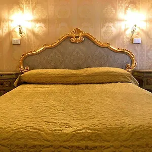 Gasthuis Palazzo Ducale, Venetië