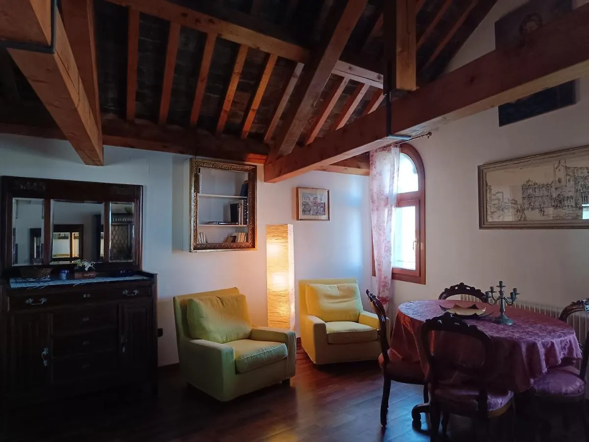 Domus Titianus XV - Venezia Murano 0*, Velence Olaszország